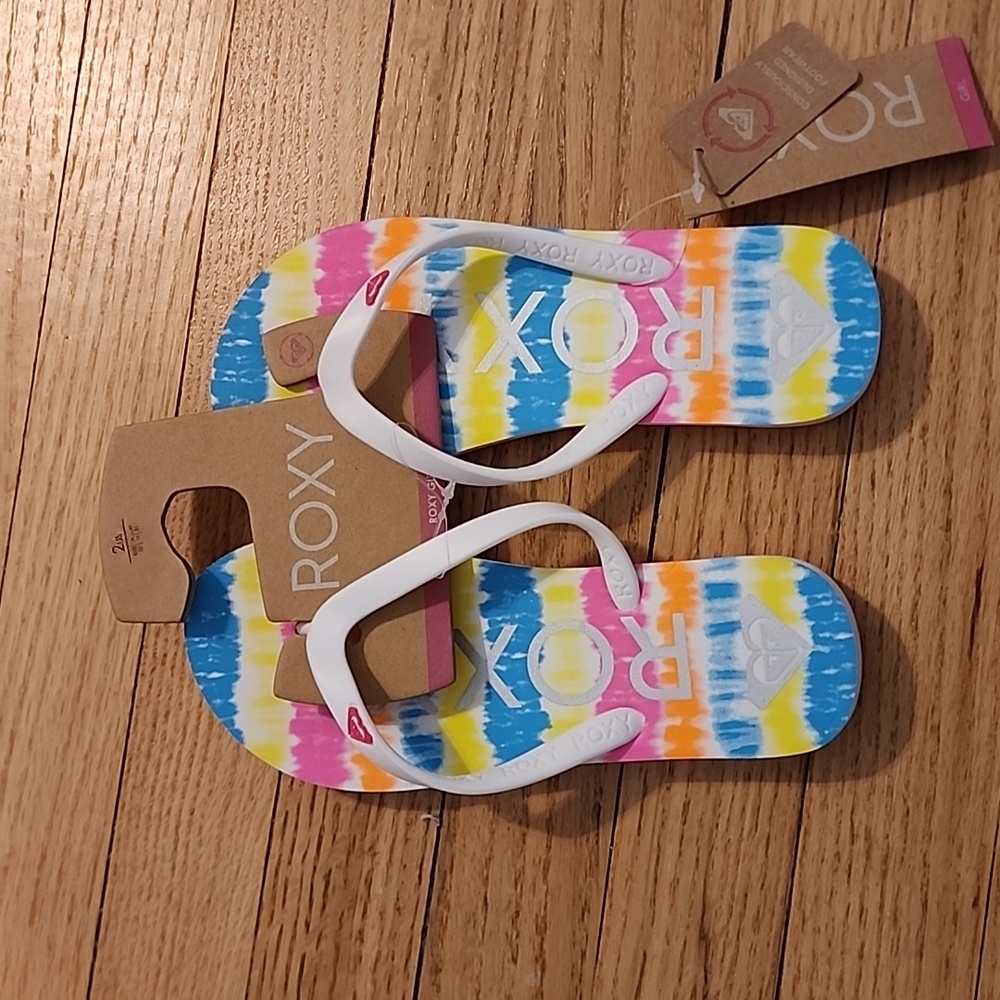 Girls Roxy Flip Flops Size 2